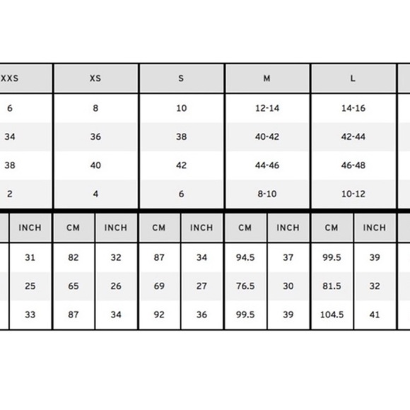 Ivy Park Oversized Muscle Tee - Picture 6 of 8